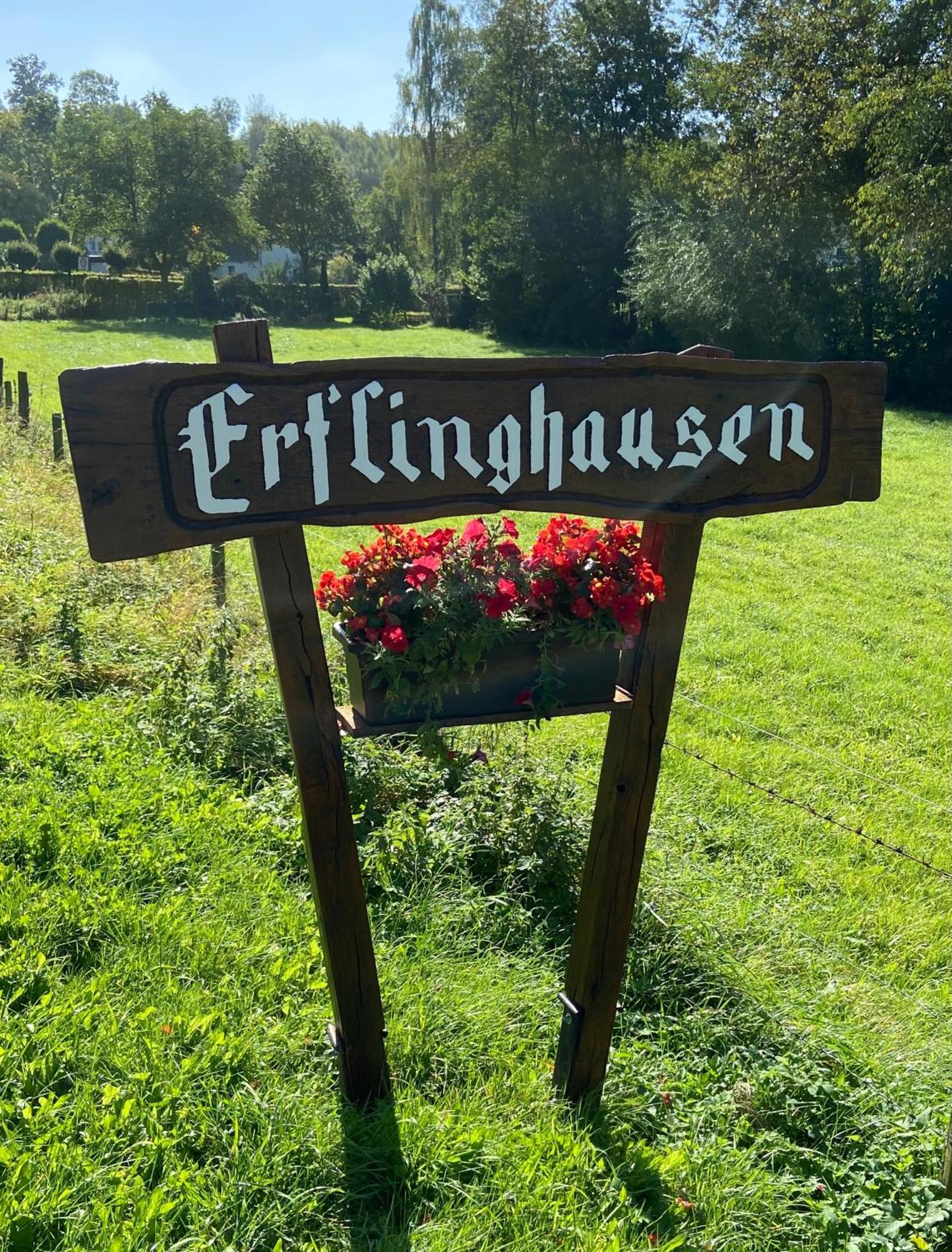 Ferienhaus Glueckspilz Beim Hennesee Meschede Exterior foto